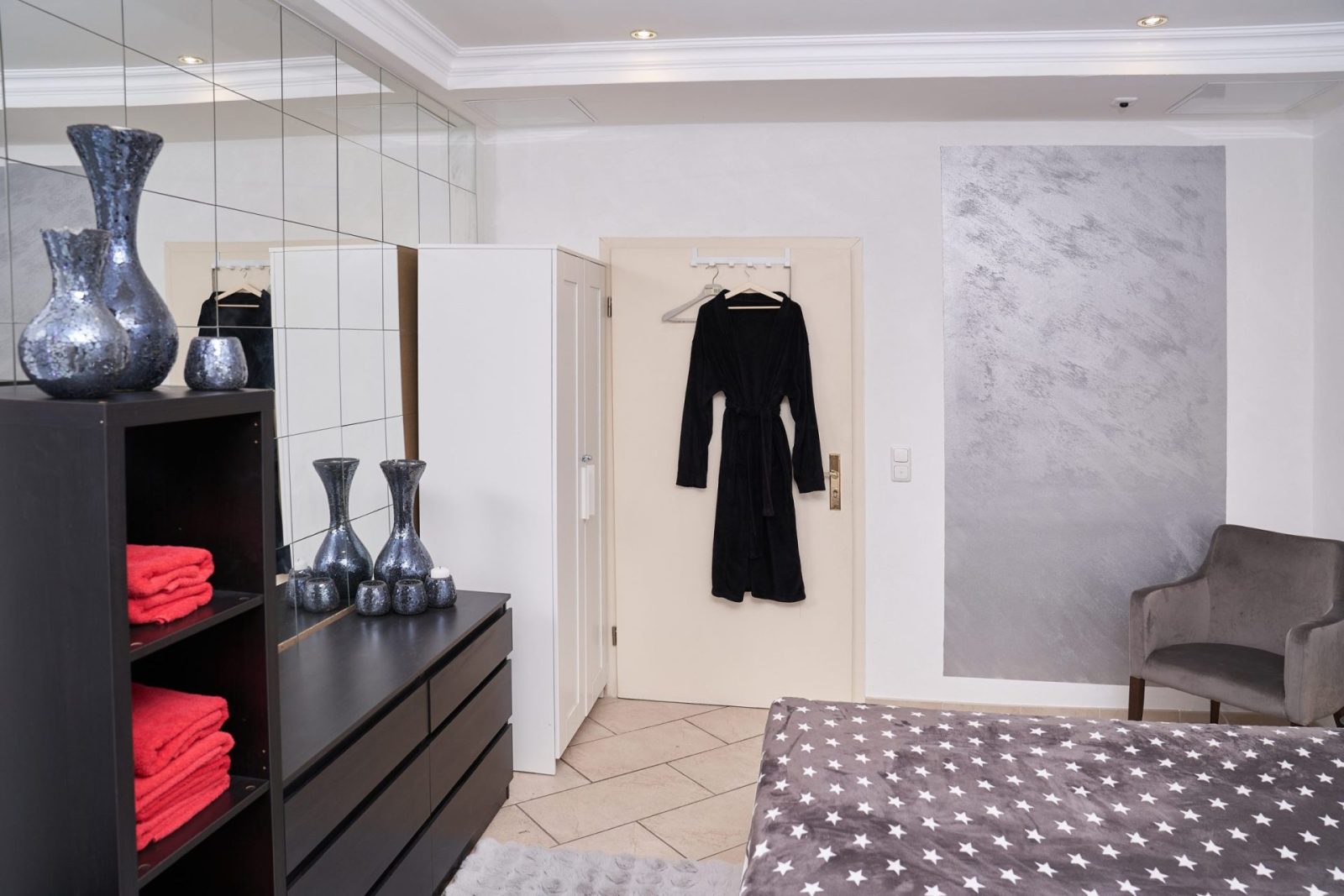 Monaco Suite – Zimmer der Monaco Residenz München