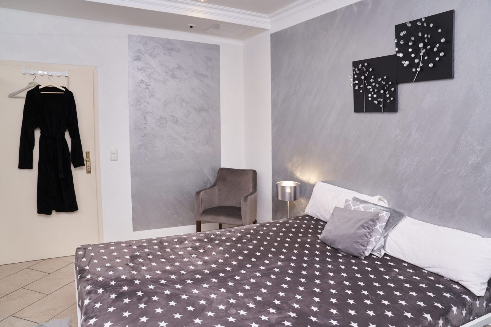 Monaco Suite – Zimmer der Monaco Residenz München