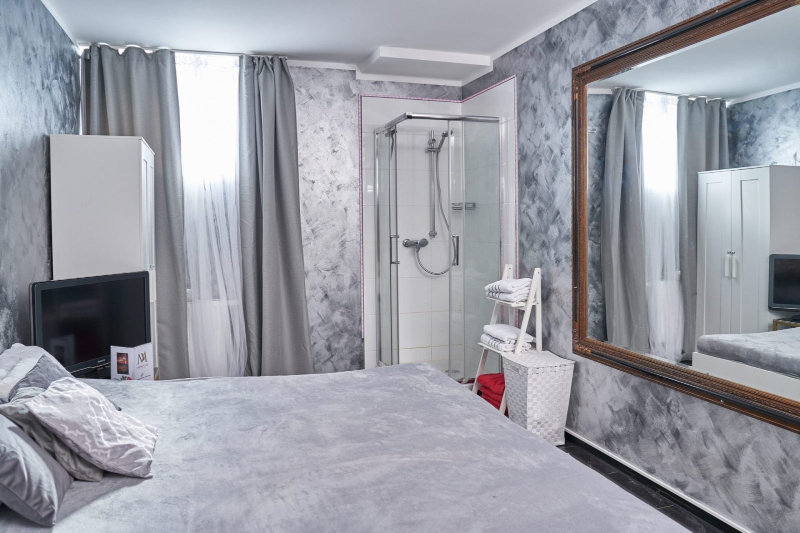 Kaiser Suite – Zimmer der Monaco Residenz München