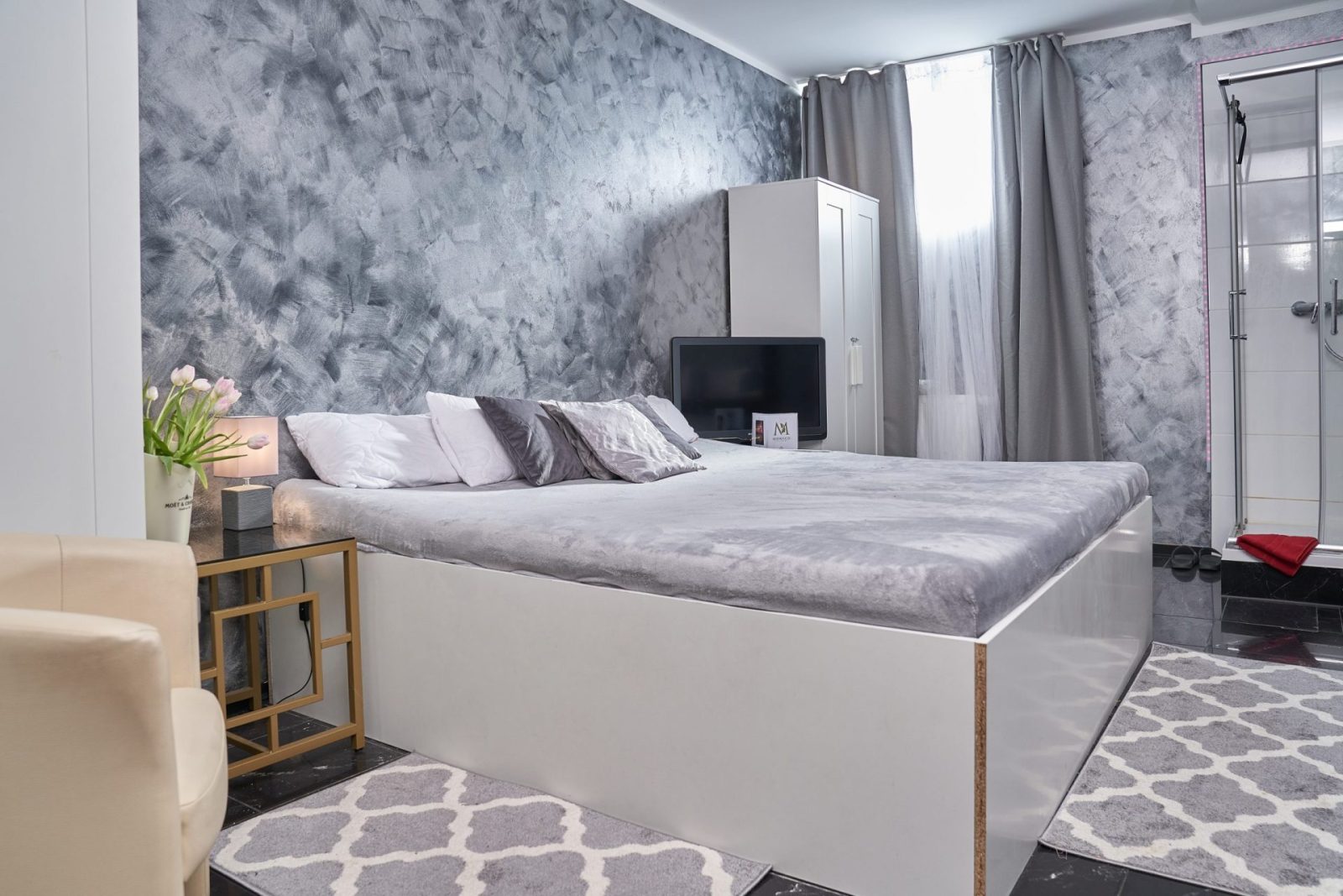 Kaiser Suite – Zimmer der Monaco Residenz München